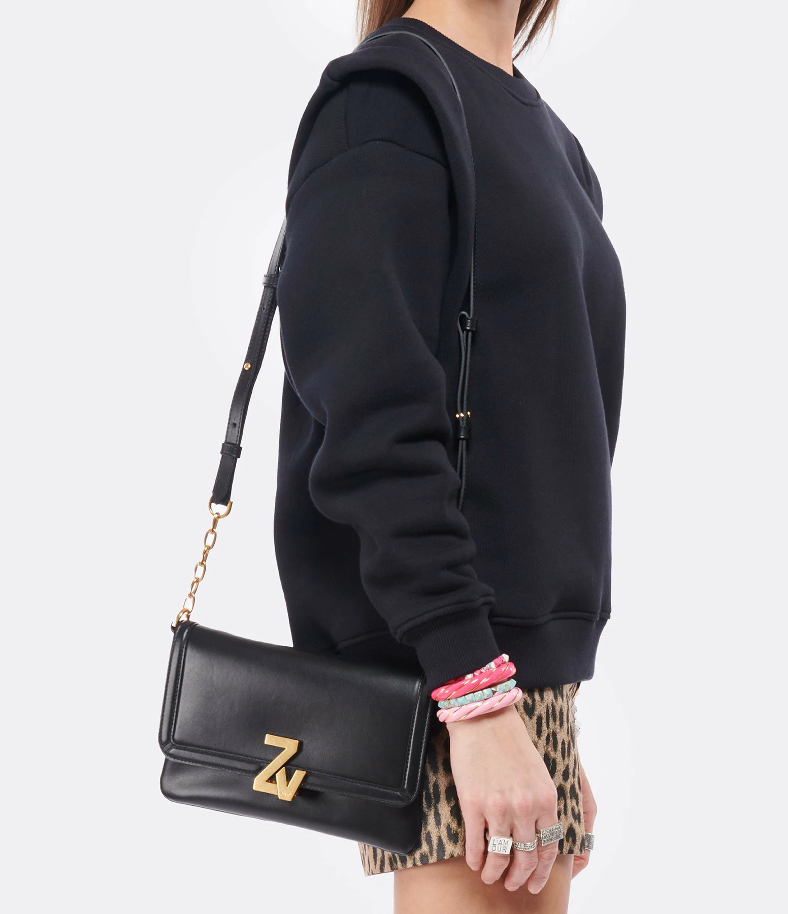 ZADIG & VOLTAIRE Sac ZV Initiale La Clutch Cuir Noir 7 ZADIG & VOLTAIRE Sac ZV Initiale La Clutch Cuir Noir – Image 5