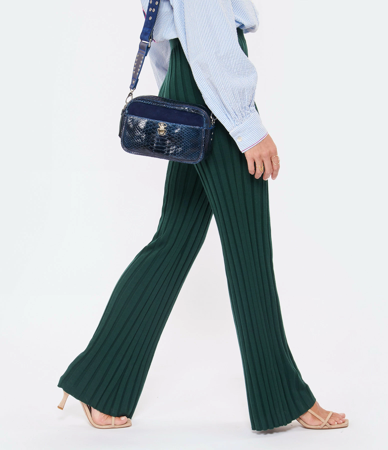 CLARIS VIROT Sac Lily Python Navy 6 CLARIS VIROT Sac Lily Python Navy – Image 4