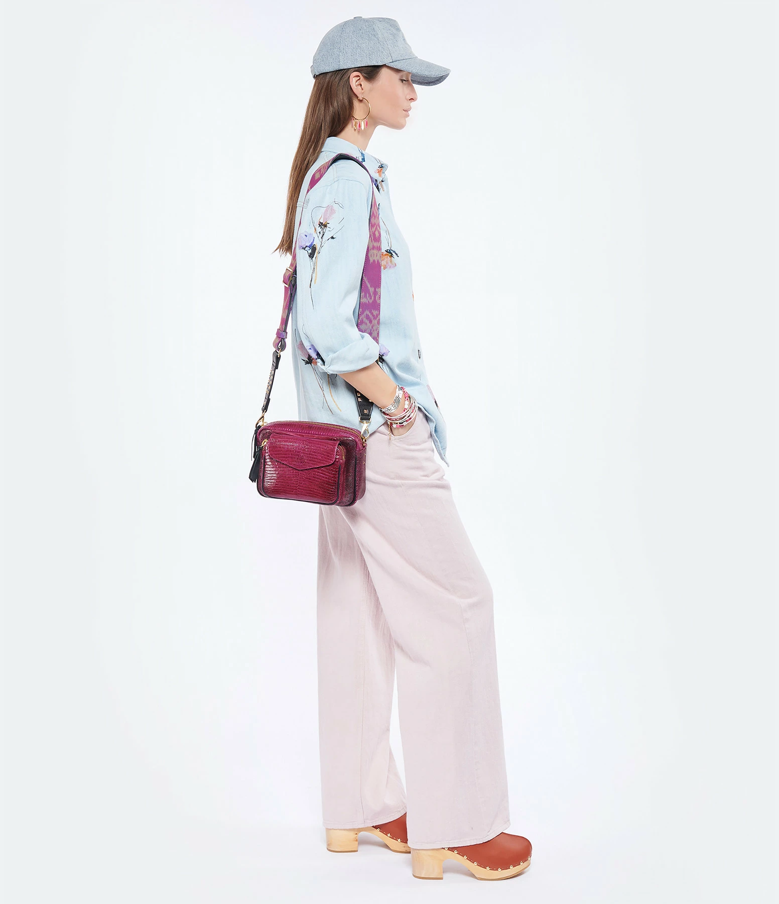 CLARIS VIROT Sac Charly Lézard Endek Violet 8 CLARIS VIROT Sac Charly Lézard Endek Violet – Image 6