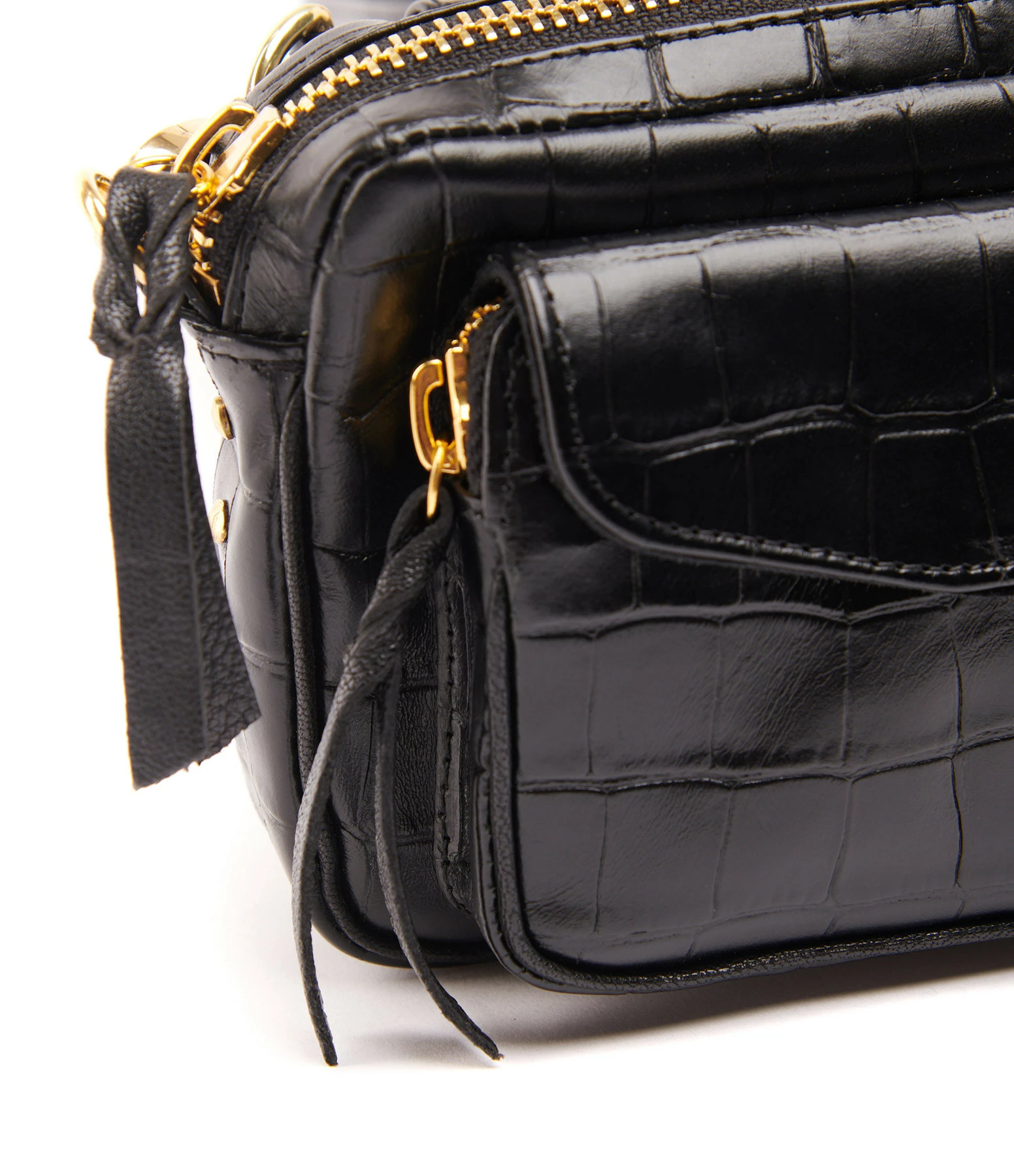 Sac Baby Charly Cuir Embossé Croco Noir, Collaboration Lulli X Claris Virot 5 Sac Baby Charly Cuir Embossé Croco Noir, Collaboration Lulli X Claris Virot – Image 3