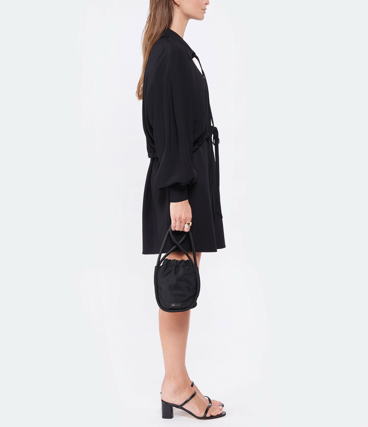 GANNI Sac Knot Noir 8 GANNI Sac Knot Noir – Image 6