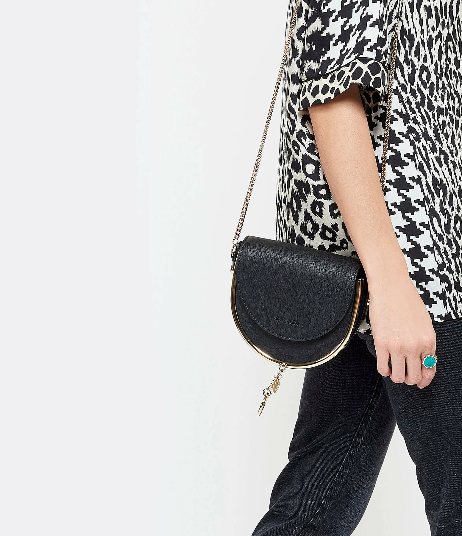 SEE BY CHLOE Sac Mara Cuir Lisse Noir 8 SEE BY CHLOE Sac Mara Cuir Lisse Noir – Image 6
