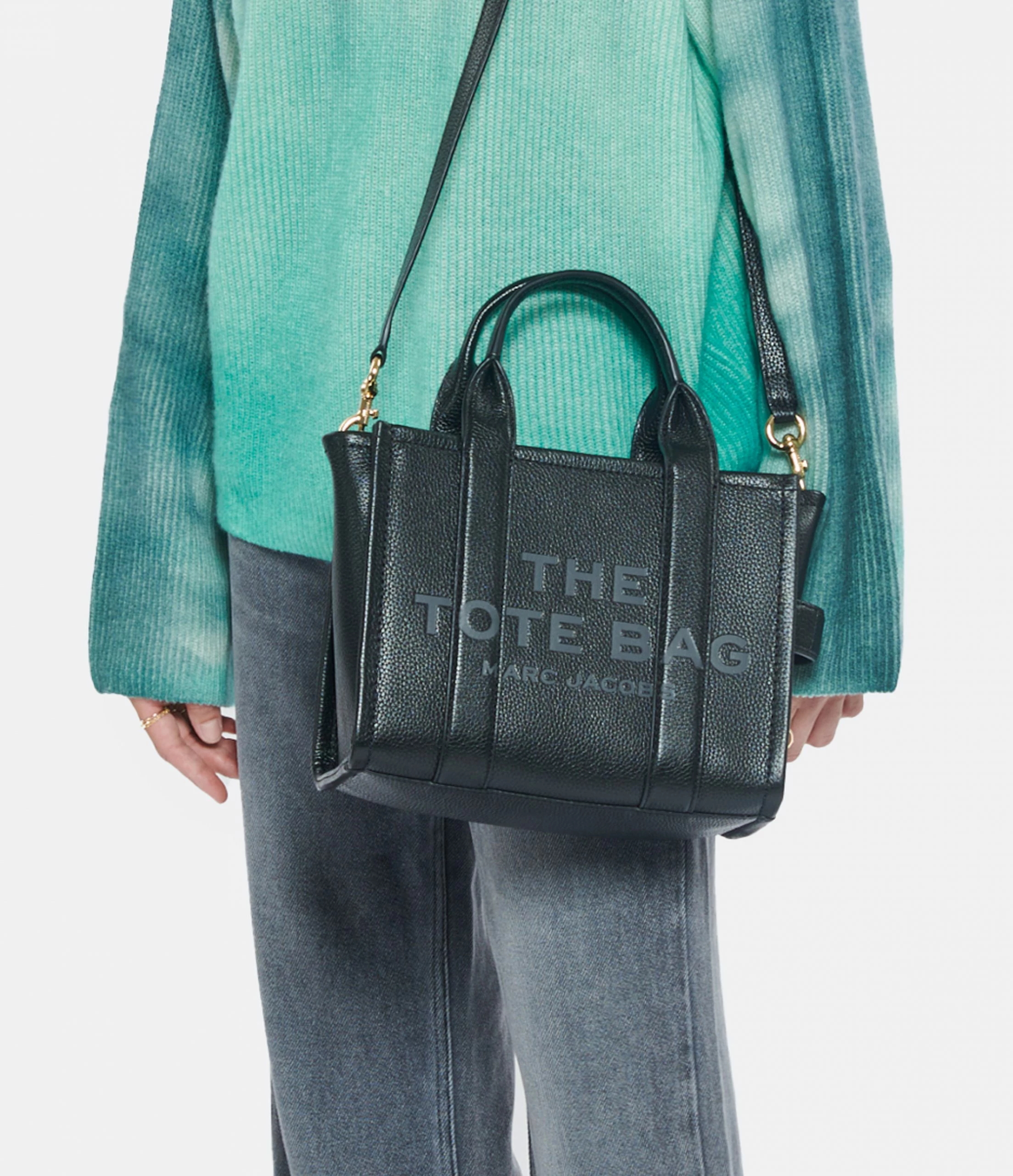 MARC JACOBS Sac The Mini Tote Cuir Noir 7 MARC JACOBS Sac The Mini Tote Cuir Noir – Image 5