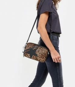 GOLDEN GOOSE Sac Star Cuir Pony Léopard Noir 13 GOLDEN GOOSE Sac Star Cuir Pony Léopard Noir -jerome dreyfuss shop unnamed file 2447