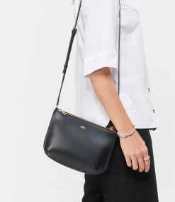 A.P.C. Sac Sarah Cuir Lisse Noir 12 A.P.C. Sac Sarah Cuir Lisse Noir -jerome dreyfuss shop unnamed file 2539