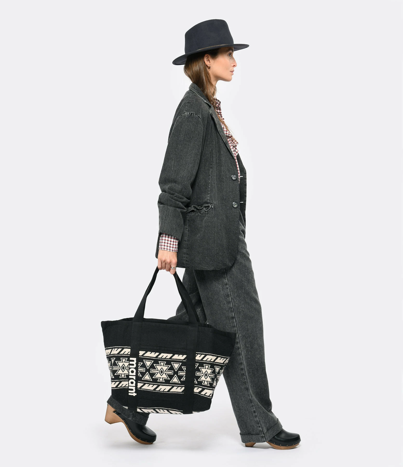 ISABEL MARANT Cabas Darwen Coton Noir Écru 8 ISABEL MARANT Cabas Darwen Coton Noir Écru – Image 6
