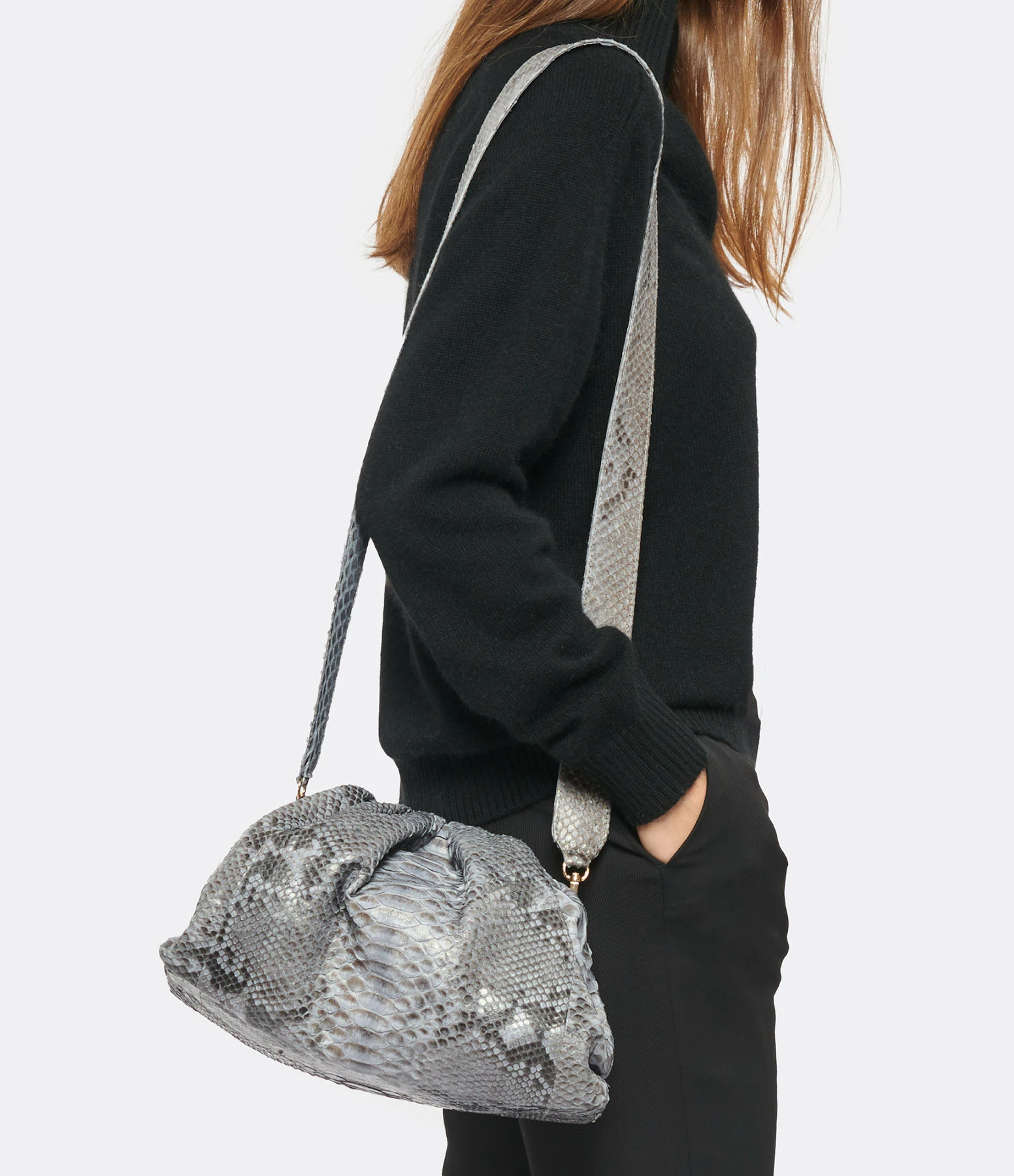 SISTA PARIS Sac Big Uniq Cuir Souple Python Gris Foncé 7 SISTA PARIS Sac Big Uniq Cuir Souple Python Gris Foncé – Image 5