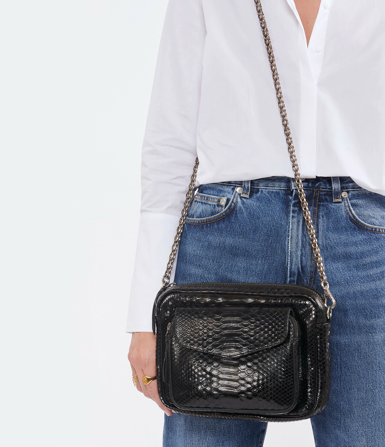 CLARIS VIROT Sac Big Charly Python Chaîne Argentée Noir 6 CLARIS VIROT Sac Big Charly Python Chaîne Argentée Noir – Image 4