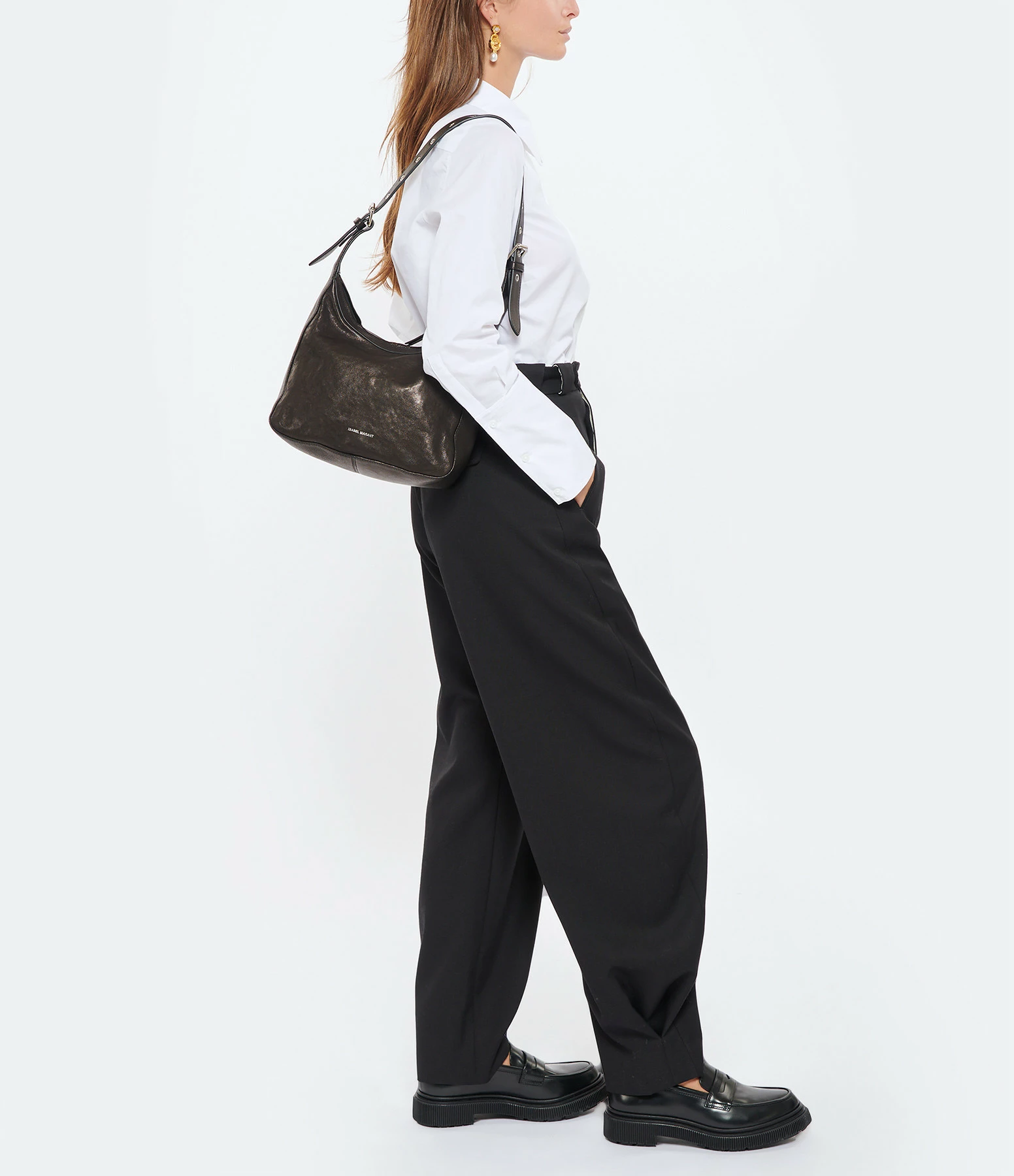 ISABEL MARANT Sac Mini Niamey Cuir Agneau Noir Argenté 5 ISABEL MARANT Sac Mini Niamey Cuir Agneau Noir Argenté – Image 3