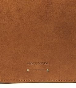VANESSA BRUNO Sac Holly Besace Cuir Suédé Ambre 11 VANESSA BRUNO Sac Holly Besace Cuir Suédé Ambre -jerome dreyfuss shop unnamed file 859