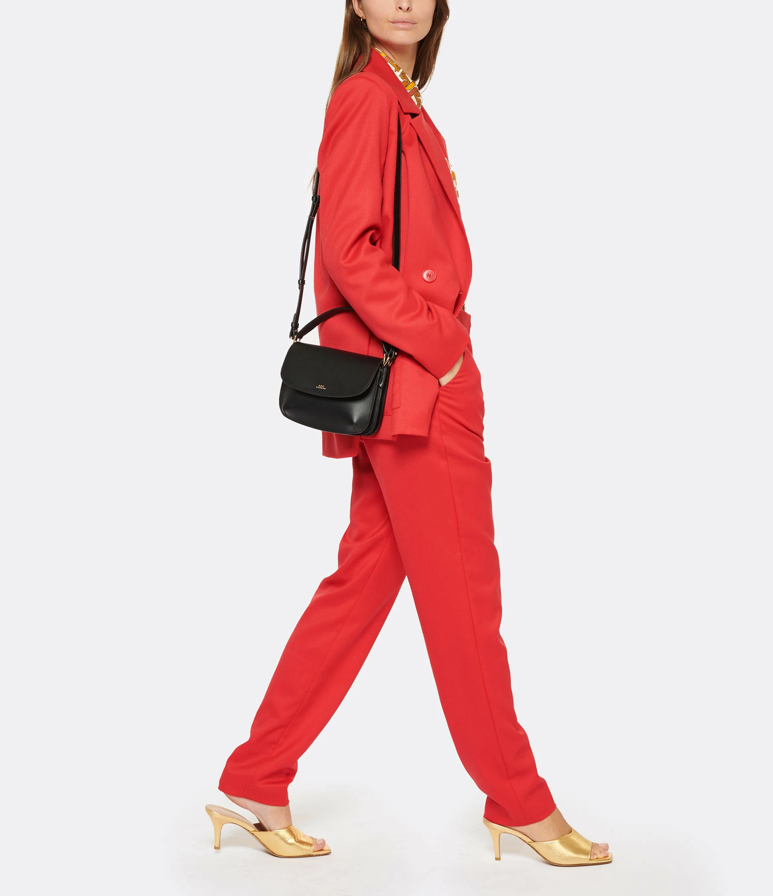 A.P.C. Sac Sarah Épaule Sangle Mini Cuir Noir 8 A.P.C. Sac Sarah Épaule Sangle Mini Cuir Noir – Image 6